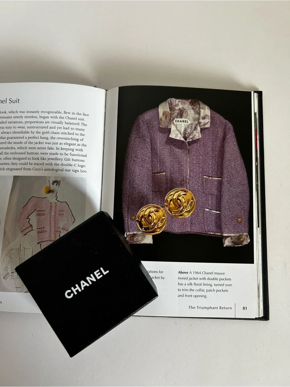 CHANEL Purple Tweed Blazer with Gold-Tone CC Buttons